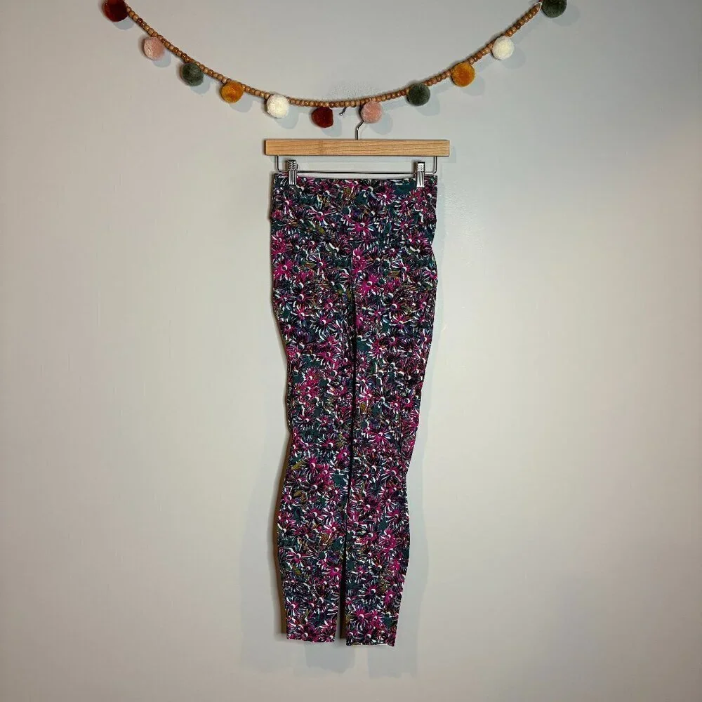 Lululemon Base Pace High-Rise Tight 28